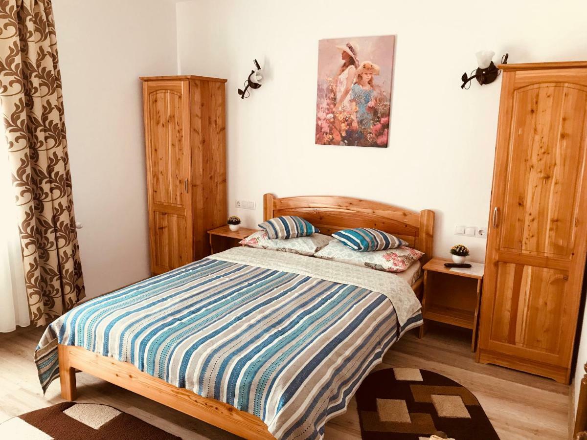 Casa Andra Hotel Szlanikfürdő Kültér fotó